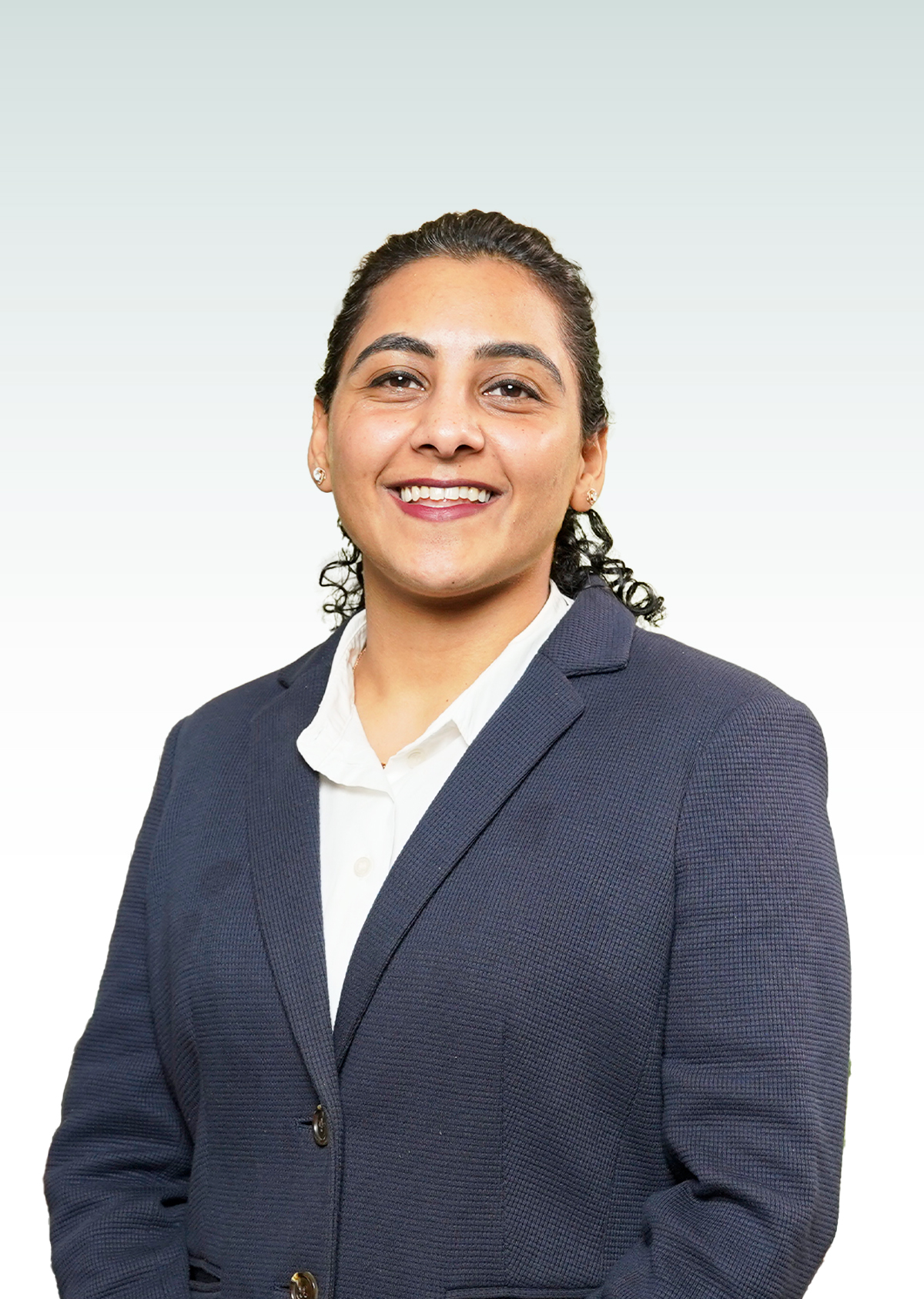 Dr. Navya Saluja